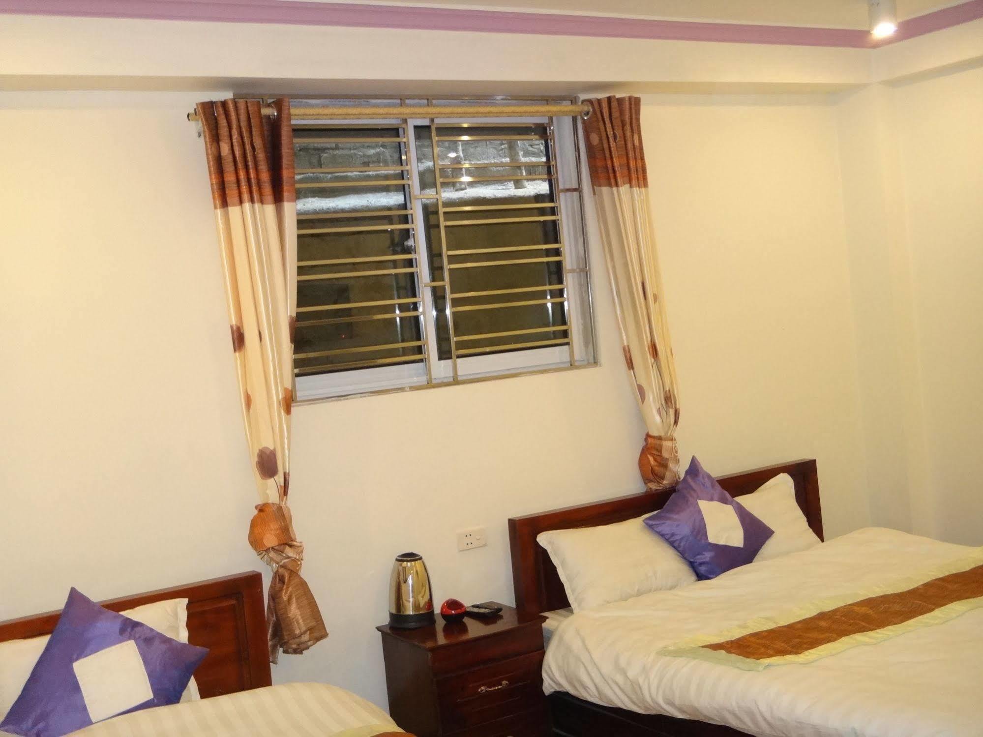 Mountain City Hotel Sapa Bagian luar foto